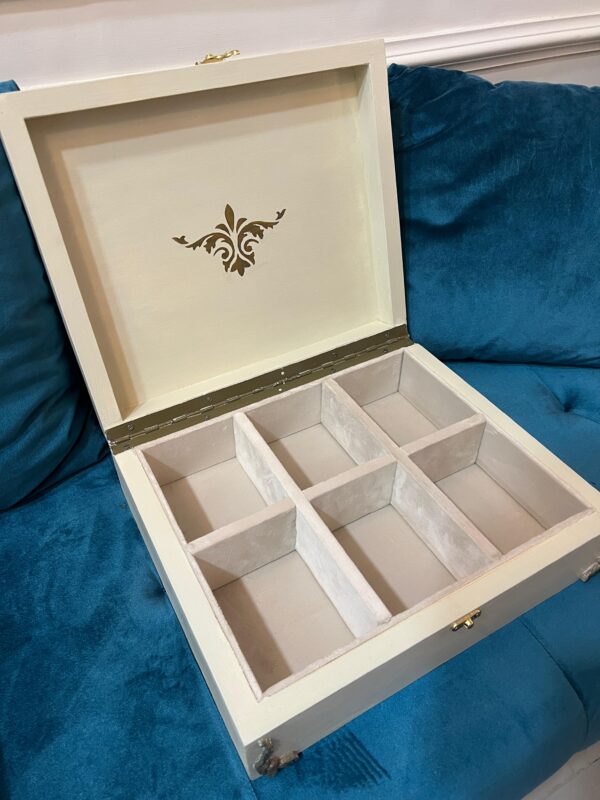 Floral Treasure Box – Handcrafted Decoupage - Image 4