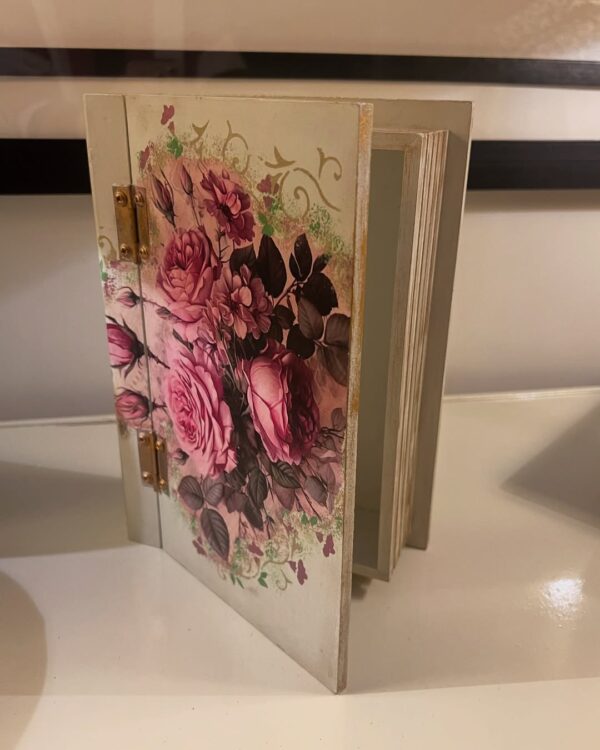 roses dummy book box - Image 5